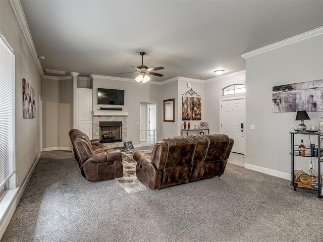640 SW 7th Street, Moore, OK 73160