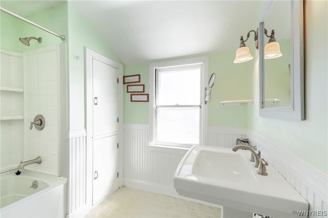 479 Ashford Avenue, Tonawanda, NY 14150