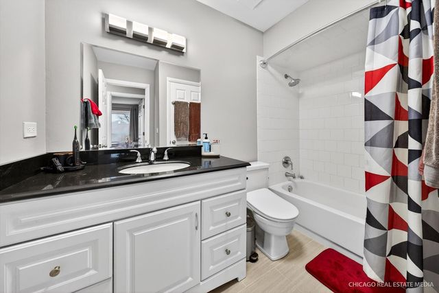 206 Nantucket Harbor 206, Schaumburg, IL 60193