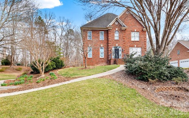 1869 Curraghmore Road, Clemmons, NC 27012