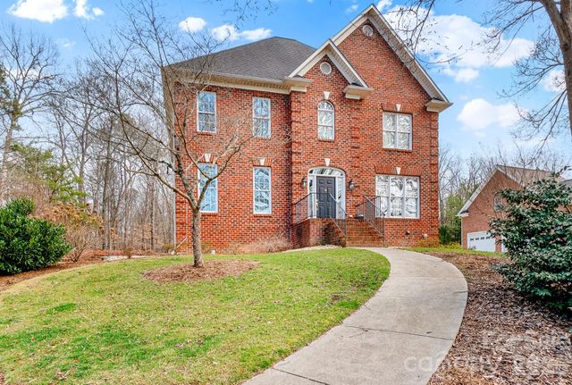 1869 Curraghmore Road, Clemmons, NC 27012