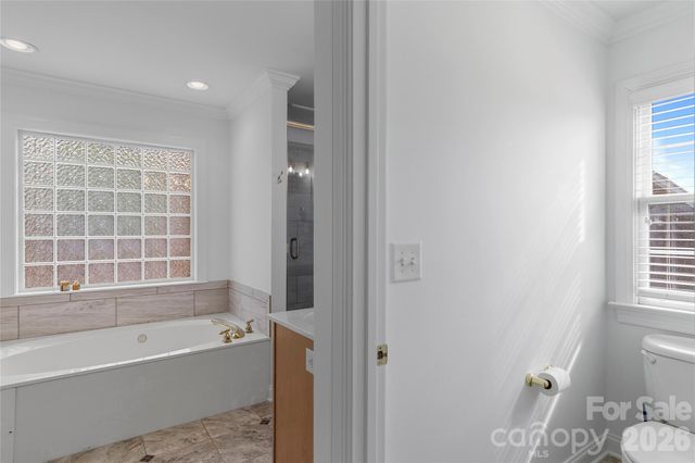 1869 Curraghmore Road, Clemmons, NC 27012