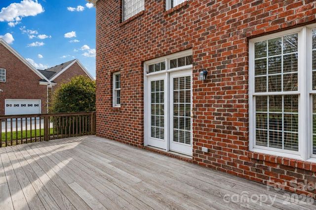 1869 Curraghmore Road, Clemmons, NC 27012