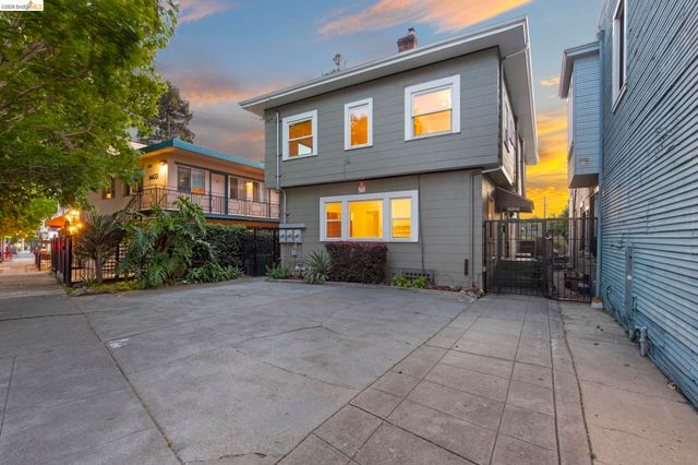 6437 Telegraph Ave, Oakland, CA 94609