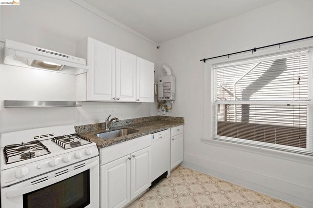 6437 Telegraph Ave, Oakland, CA 94609