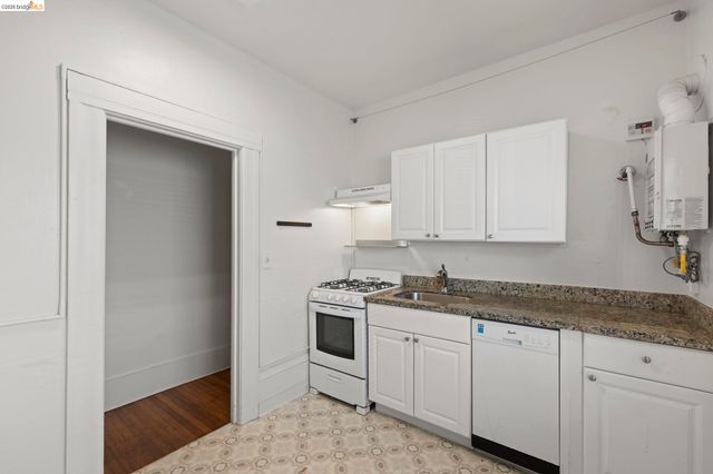 6437 Telegraph Ave, Oakland, CA 94609