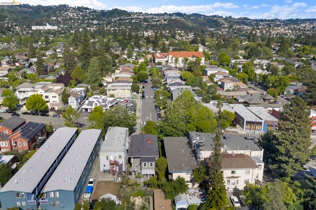 6437 Telegraph Ave, Oakland, CA 94609