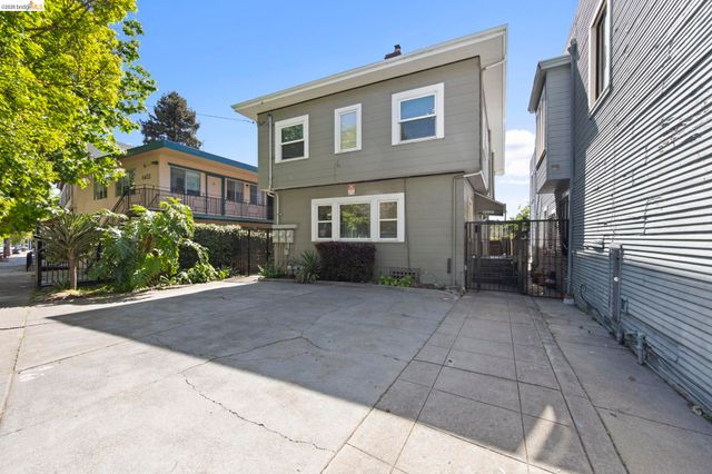 6437 Telegraph Ave, Oakland, CA 94609