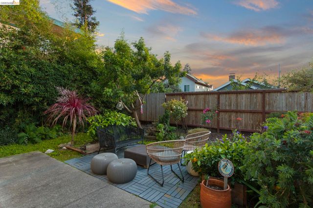 6437 Telegraph Ave, Oakland, CA 94609