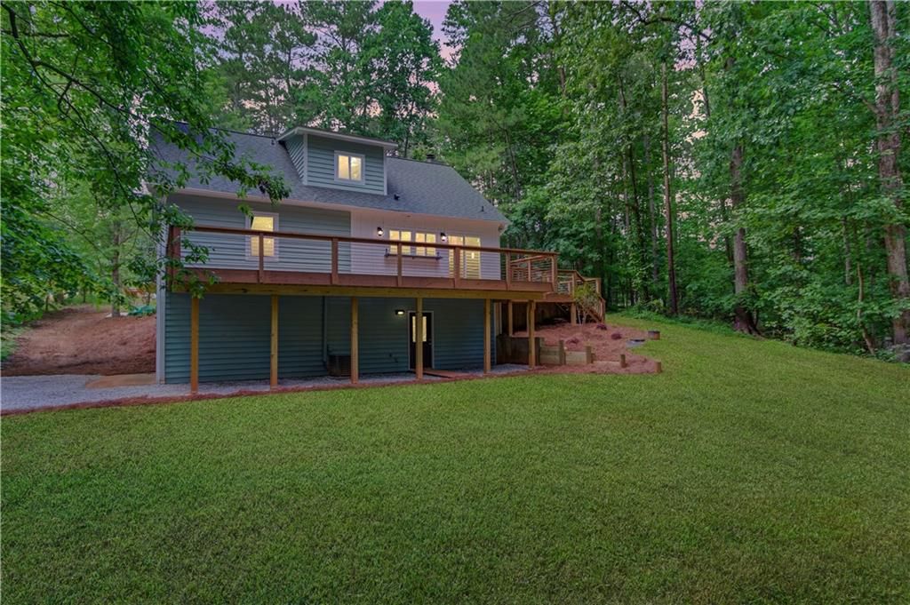 Image 20 of property listing at 5345 PILGRIM POINT Road, Cumming, GA 30041