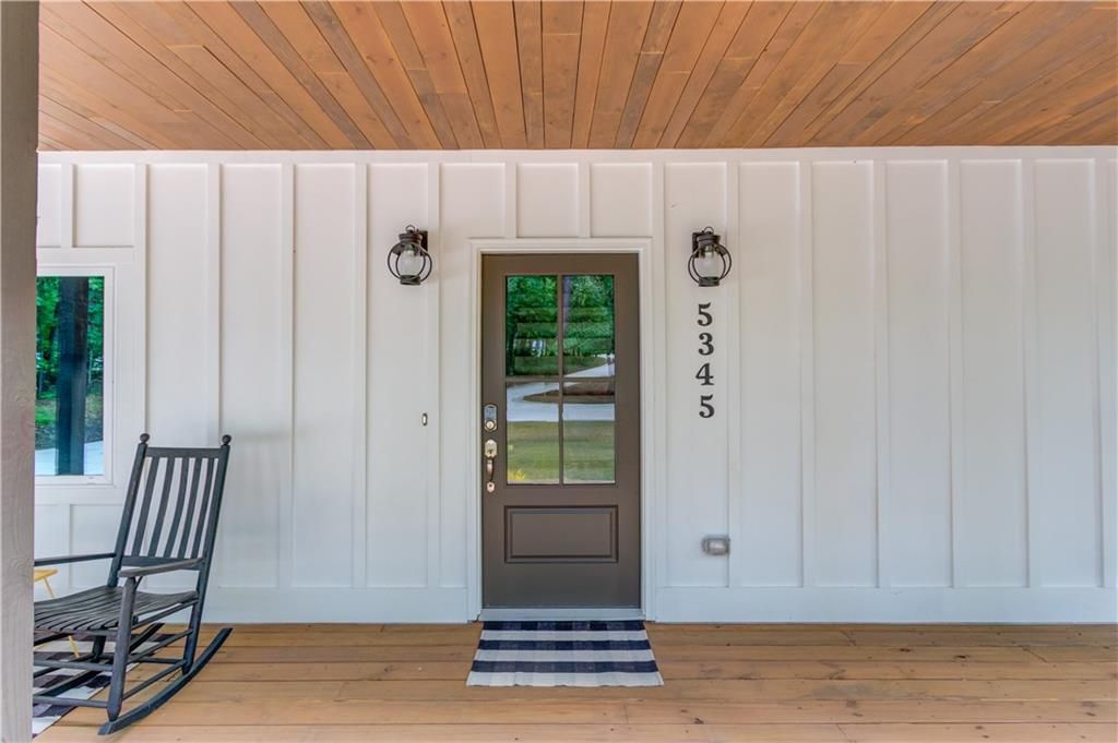 Image 22 of property listing at 5345 PILGRIM POINT Road, Cumming, GA 30041