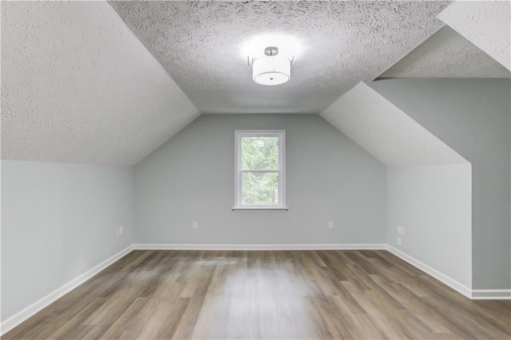 Image 34 of property listing at 5345 PILGRIM POINT Road, Cumming, GA 30041