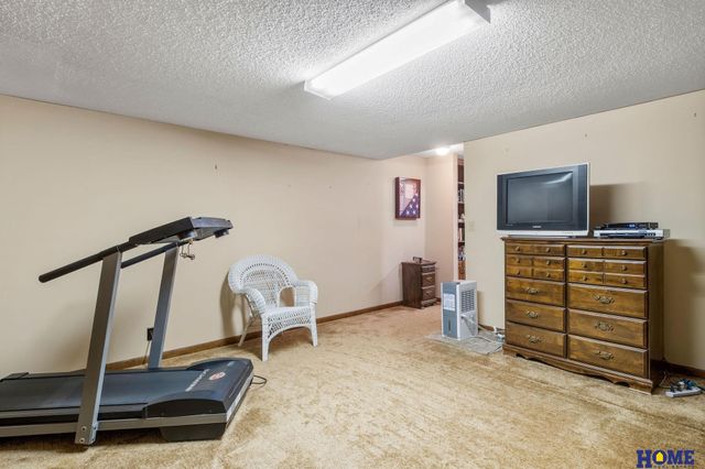 7340 Otoe Street, Lincoln, NE 68506