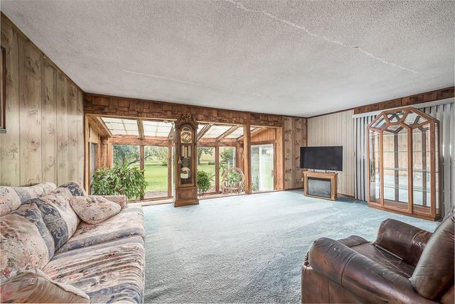 26277 187th Street, Leavenworth, KS 66048