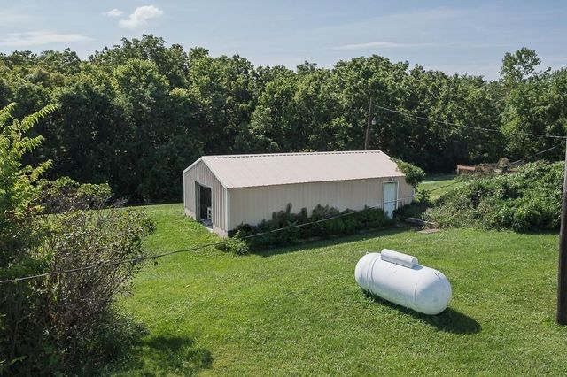 26277 187th Street, Leavenworth, KS 66048