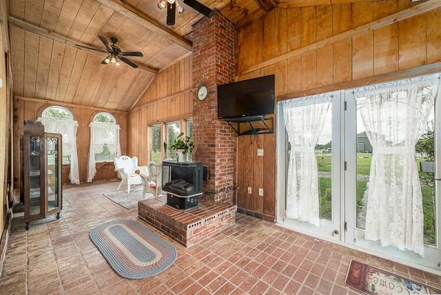 26277 187th Street, Leavenworth, KS 66048