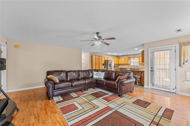 3305 SW Carriageway Avenue, Bentonville, AR 72712