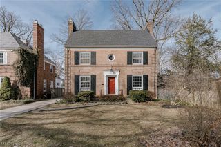 19419 Scottsdale Boulevard, Shaker Heights, OH 44122