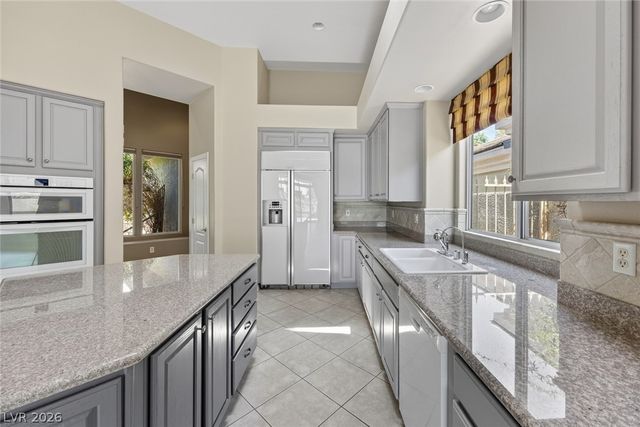 9437 Canyon Mesa Drive, Las Vegas, NV 89144
