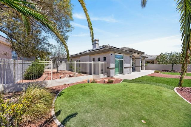 9437 Canyon Mesa Drive, Las Vegas, NV 89144