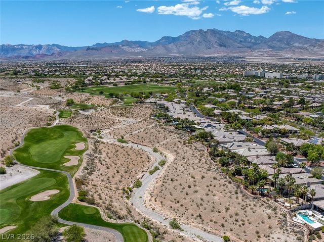 9437 Canyon Mesa Drive, Las Vegas, NV 89144