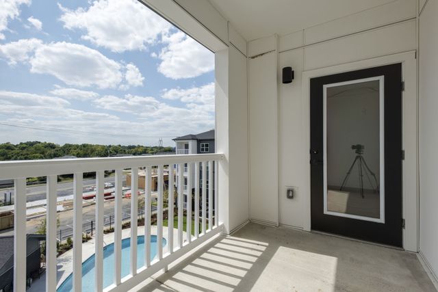 1540 Lebanon Pike Unit 301, Nashville, TN 37210