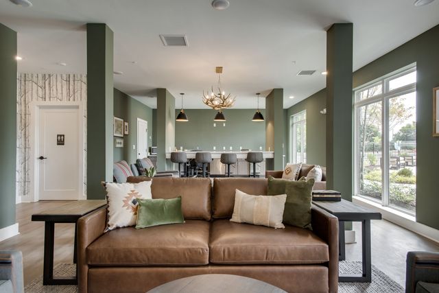 1540 Lebanon Pike Unit 301, Nashville, TN 37210