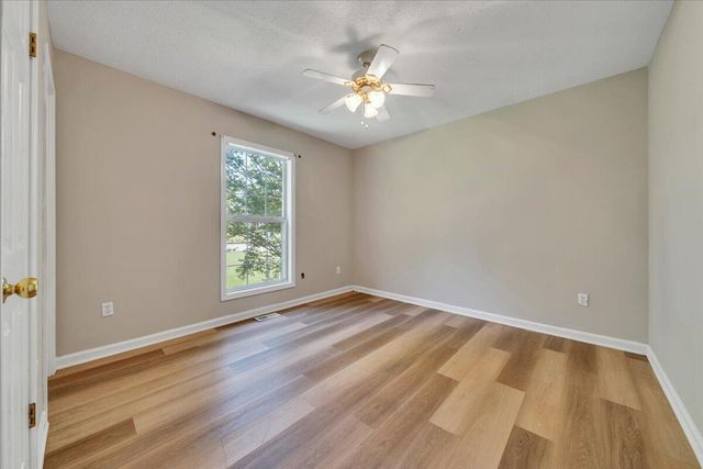 2703 Fairland RD NW, Roanoke, VA 24017