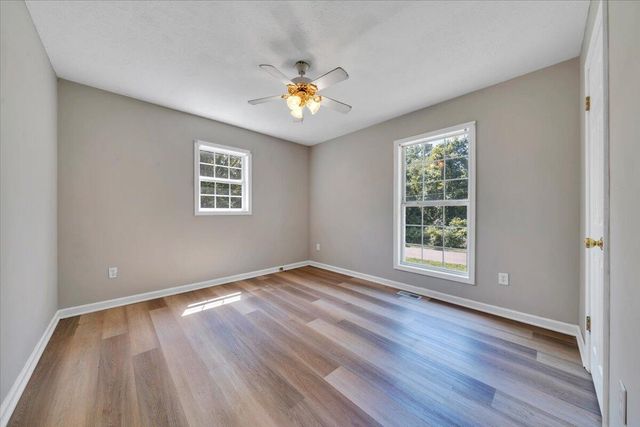 2703 Fairland RD NW, Roanoke, VA 24017