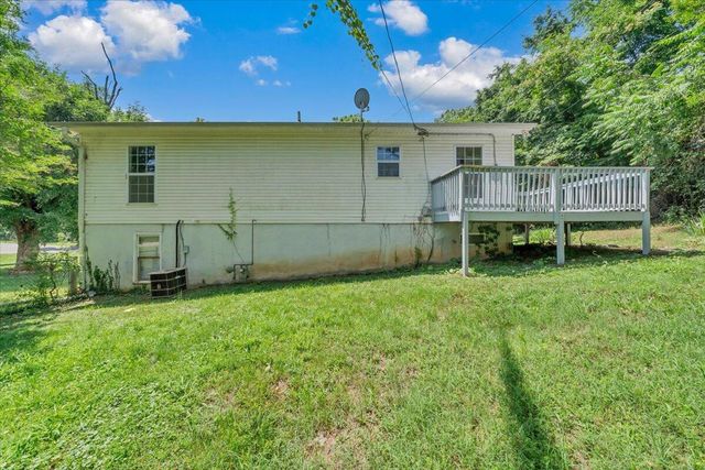2703 Fairland RD NW, Roanoke, VA 24017
