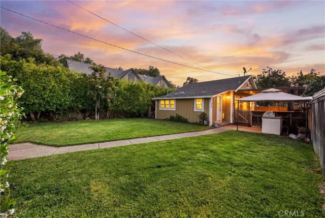 585 N 8th, Upland, CA 91786