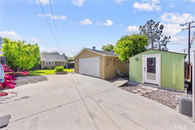 585 N 8th, Upland, CA 91786