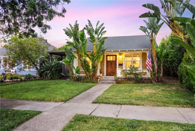 585 N 8th, Upland, CA 91786