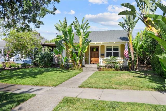 585 N 8th, Upland, CA 91786
