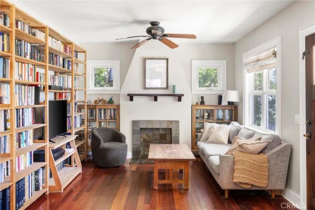 585 N 8th, Upland, CA 91786