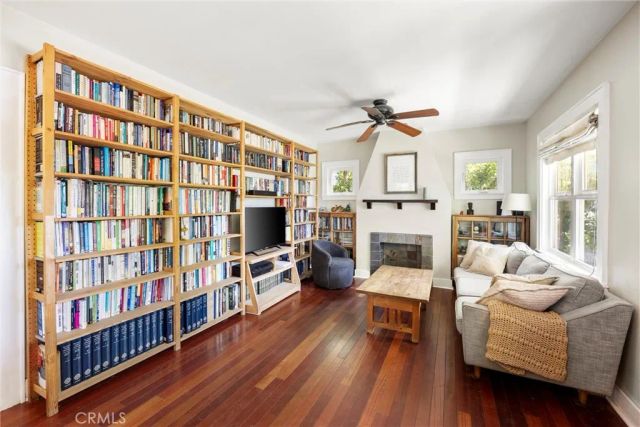 585 N 8th, Upland, CA 91786
