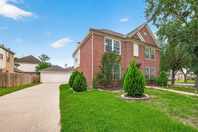 17611 Haywood Oaks Drive, Houston, TX 77095