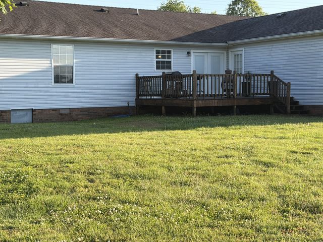 1325 Horseshoe Dr, Lewisburg, TN 37091