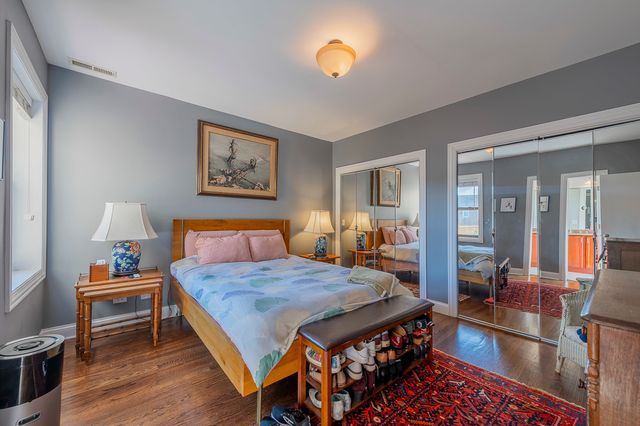 2651 W Greenleaf Avenue 3W, Chicago, IL 60645
