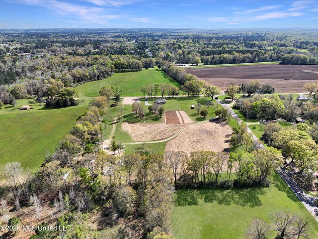 6992 N Highway 43, A, Poplarville, MS 39470