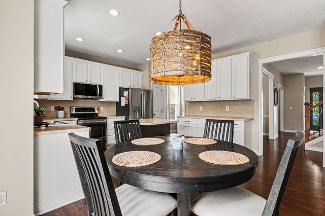 120 Sourwood Street, Pickerington, OH 43147