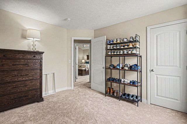 120 Sourwood Street, Pickerington, OH 43147