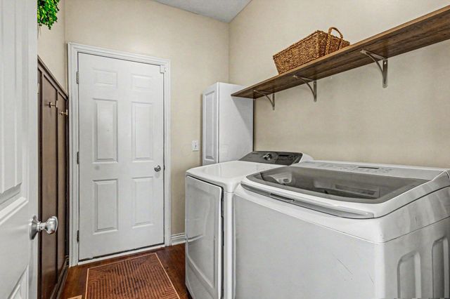 120 Sourwood Street, Pickerington, OH 43147