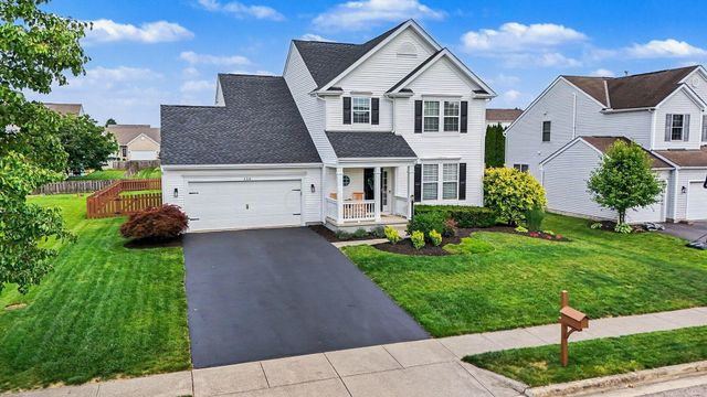 120 Sourwood Street, Pickerington, OH 43147