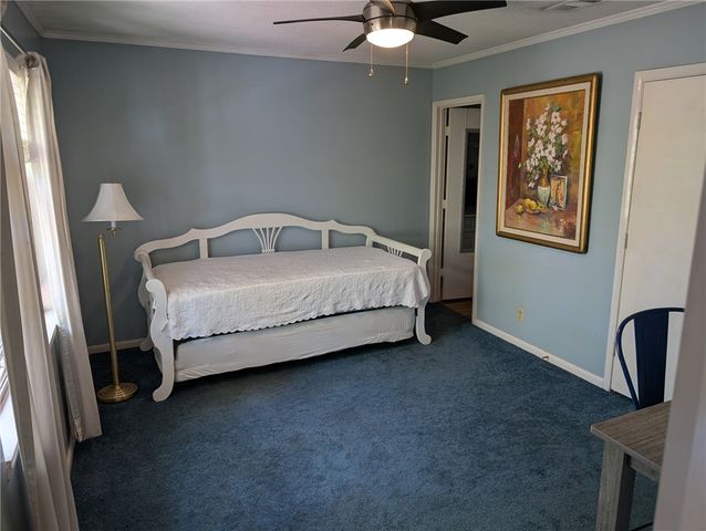 800 Mallery Street H-66, St Simons Island, GA 31522