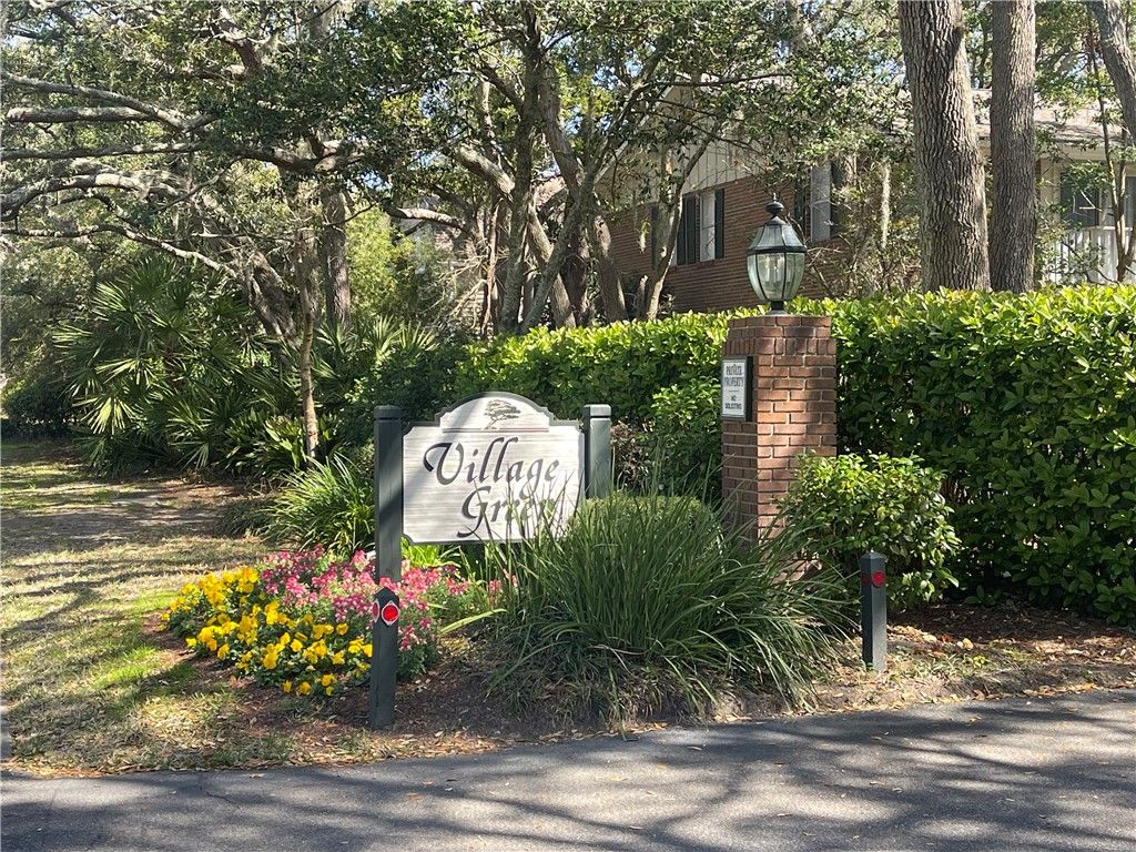 800 Mallery Street H-66, St Simons Island, GA 31522