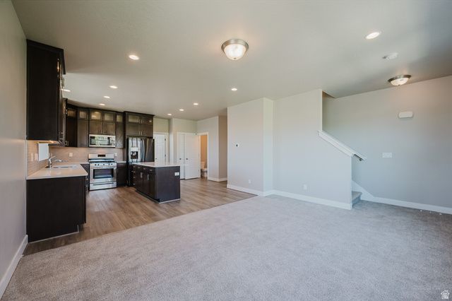7852 S 5440 W, West Jordan, UT 84081