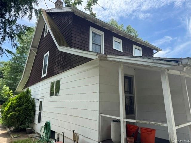 35 Fairview Avenue, Port Washington, NY 11050