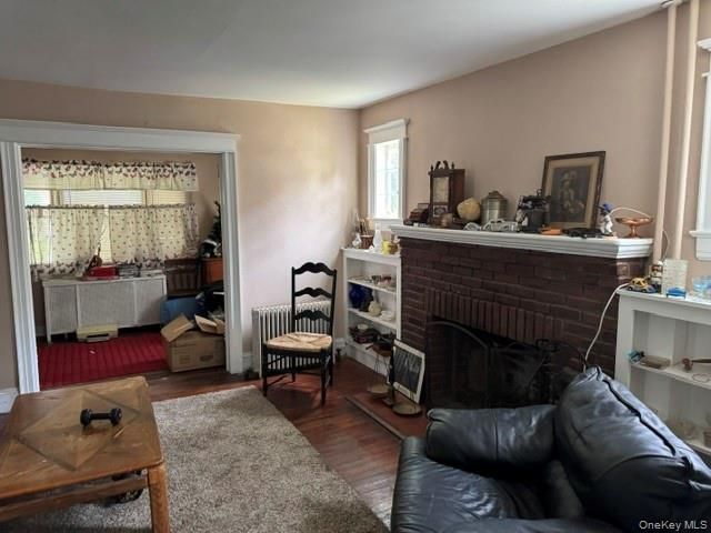 35 Fairview Avenue, Port Washington, NY 11050