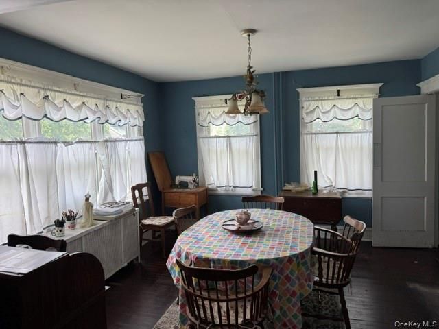 35 Fairview Avenue, Port Washington, NY 11050